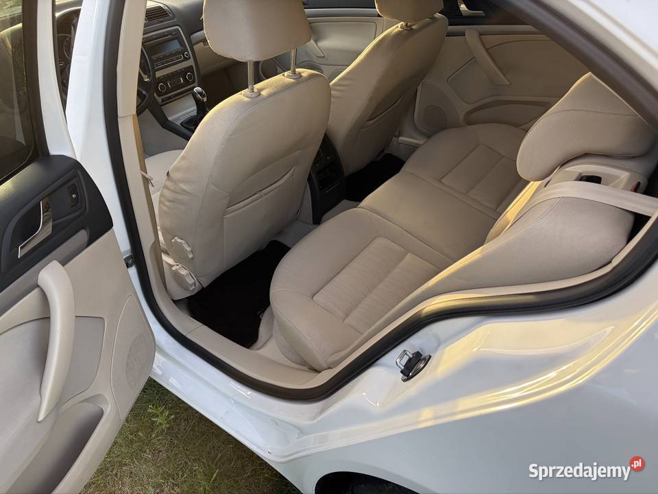 Skoda octavia 2 16tdi 2011r Długie opłaty Suchy Las sprzedam