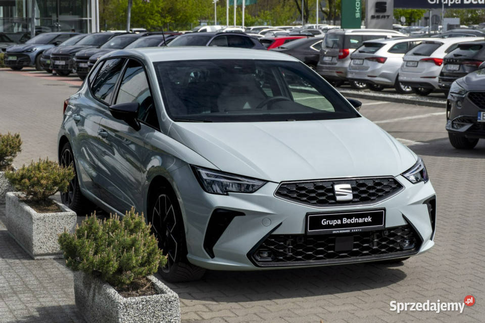 Seat Ibiza FR 10 TSI 115 DSG V 2017 światła do jazdy dziennej Łódź sprzedam