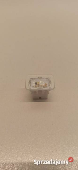 AUDI Q2 LAMPKA KABINY WNĘTRZA 4G0919390C Oświetlenie kabiny
