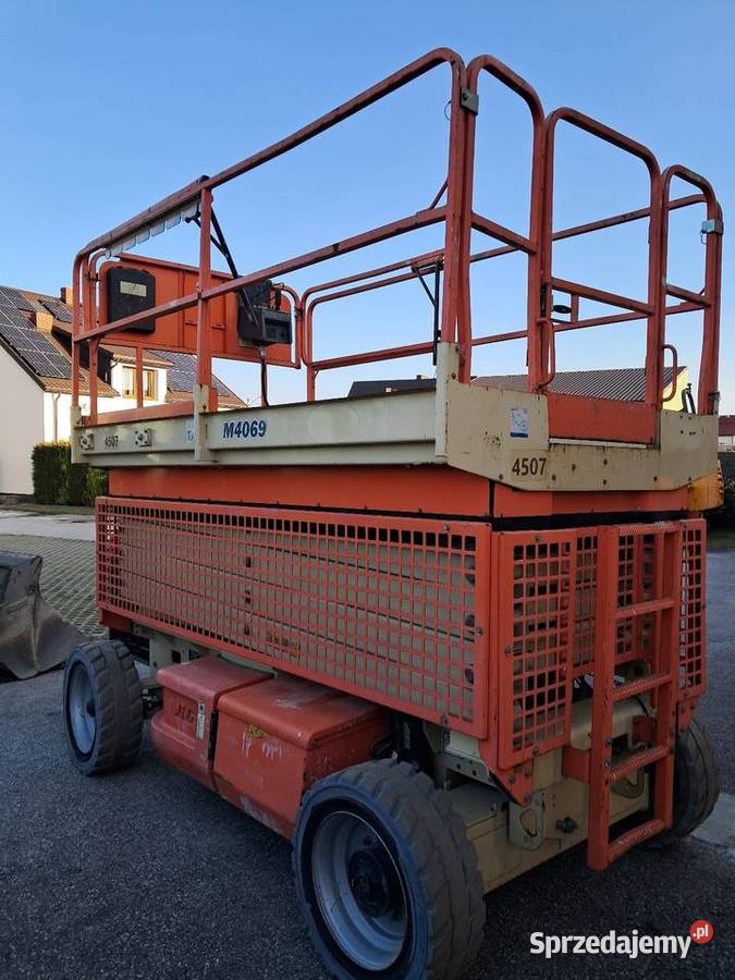 Sprzedam zwyżkę nożycową JLG M4069 nie Łagów