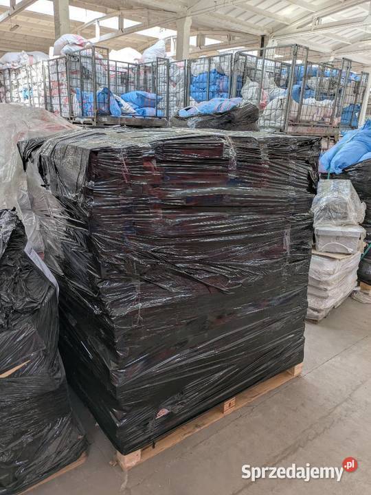 PALETA PUZZLI 400 SZTUK RÓŻNORODNYCH ZESTAWÓW Stąporków