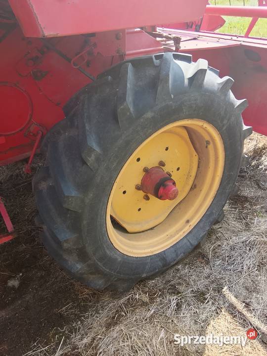 Koła opony 12428 do kombajnu Massey Ferguson mazowieckie Zwoleń