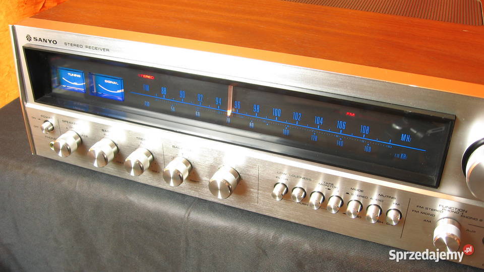 POTĘŻNY Sanyo DCX6000K AMPLITUNER Vintage Świebodzice
