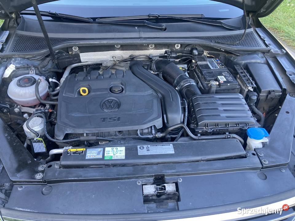 Volkswagen Passat 15 TSI EVO Highline DSG Pniewy