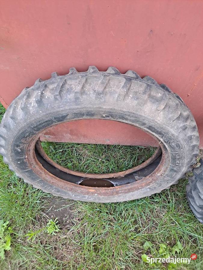 Opona 4x16 poznaniak siewnik jodelka nieuszkodzony wielkopolskie Wągrowiec