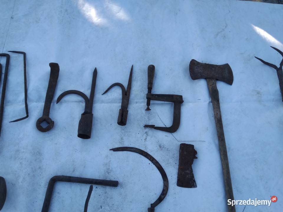 Różne stare rzeczy kowadło szewskie sierp Lublin