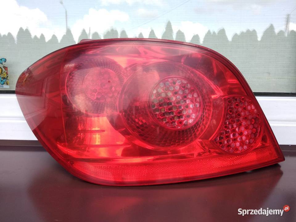 Peugeot 307 LIFT FL hatchback lampa tył tylna łódzkie Sieradz