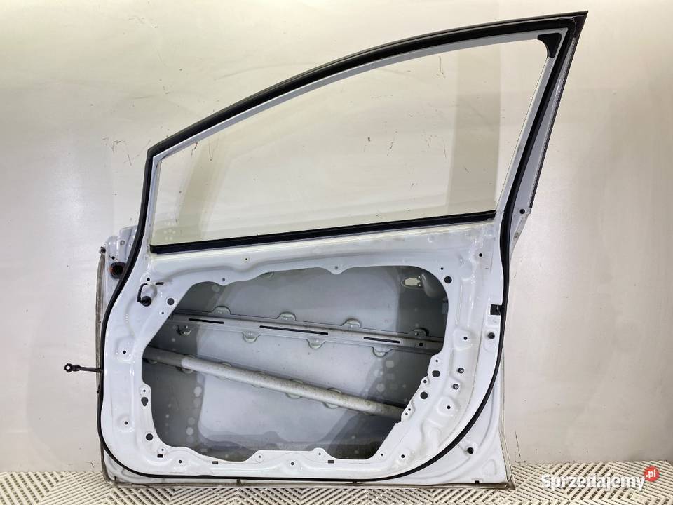 DRZWI PRAWY PRZÓD KIA CEED Kombi 1218 Drzwi