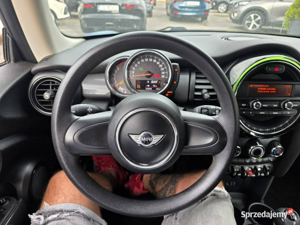 Mini ONE 12 Benzyna 102 Klimatyzacja Bluetooth gniazdo AUX Słupsk sprzedam