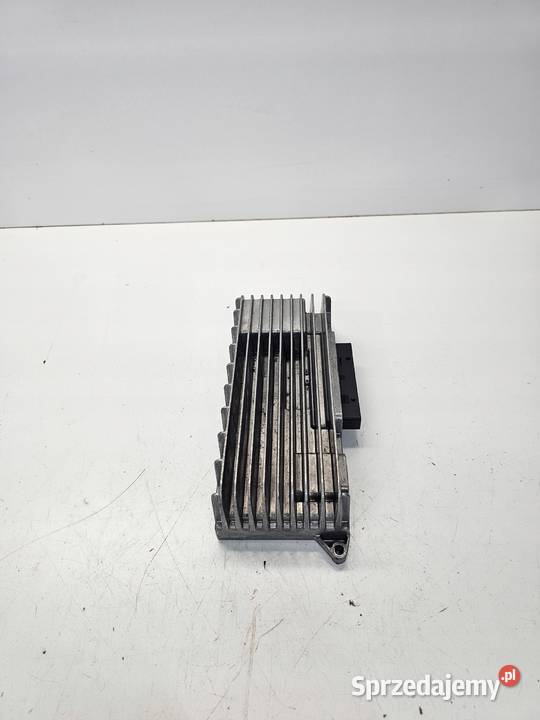 WZMACNIACZ RADIA AUDI A4 A5 Q5 8T0035223P