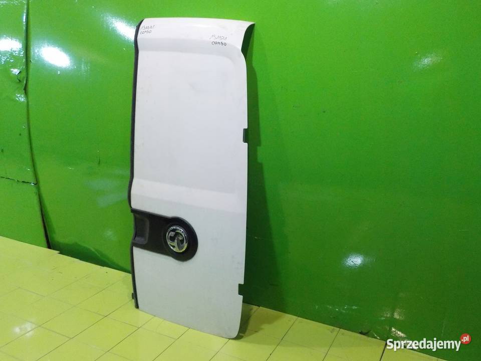 OPEL COMBO D 13 CDTI 16r L1H1 drzwi prawe tyl Suków