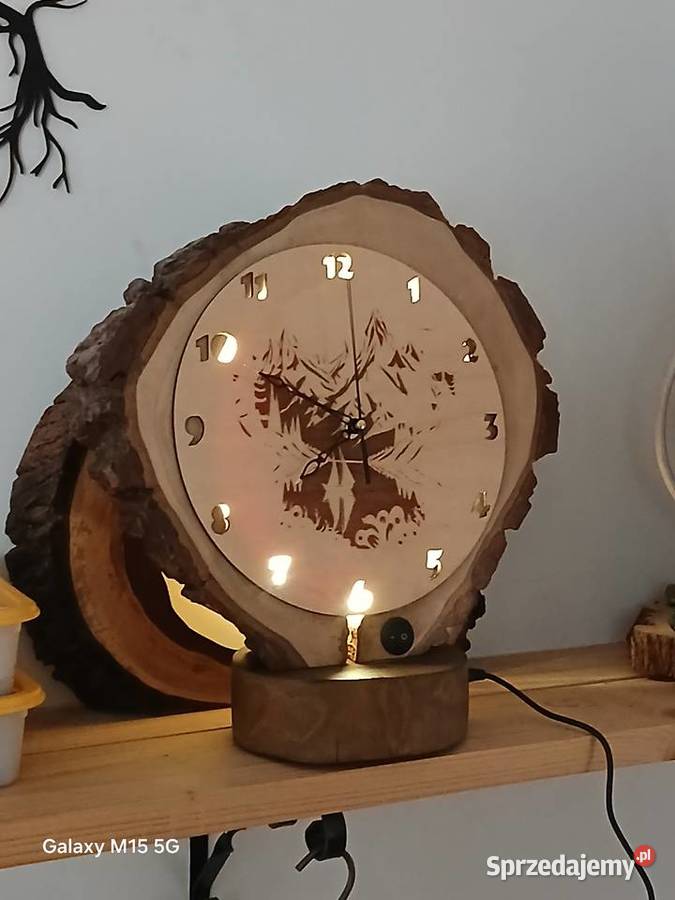 Zegar z podświetleniem beżowy Skawina sprzedam