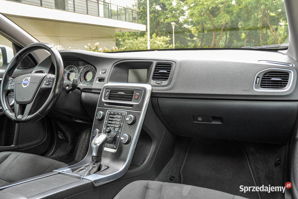 Volvo S60 20D 163 R5 Automat Salon 2013 r 1984cm3 S60