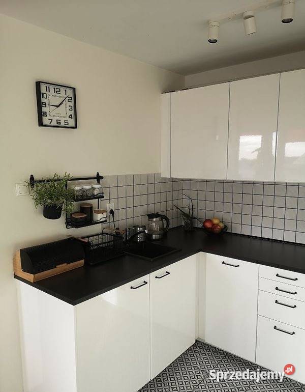 1pok 31met Sky Tower REMONCIEWINDA Wrocław