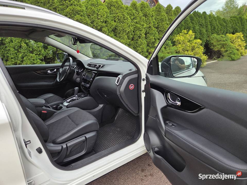 Nissan Qashqai 2016 52000 przebiegu wspomaganie kierownicy Łochów