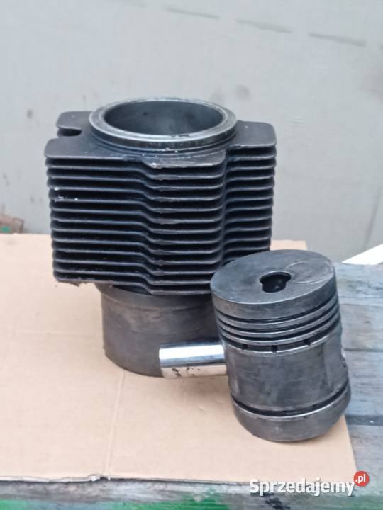 Do sprzedania cylinder z tłokiem do silnika s 7 małopolskie Limanowa sprzedam