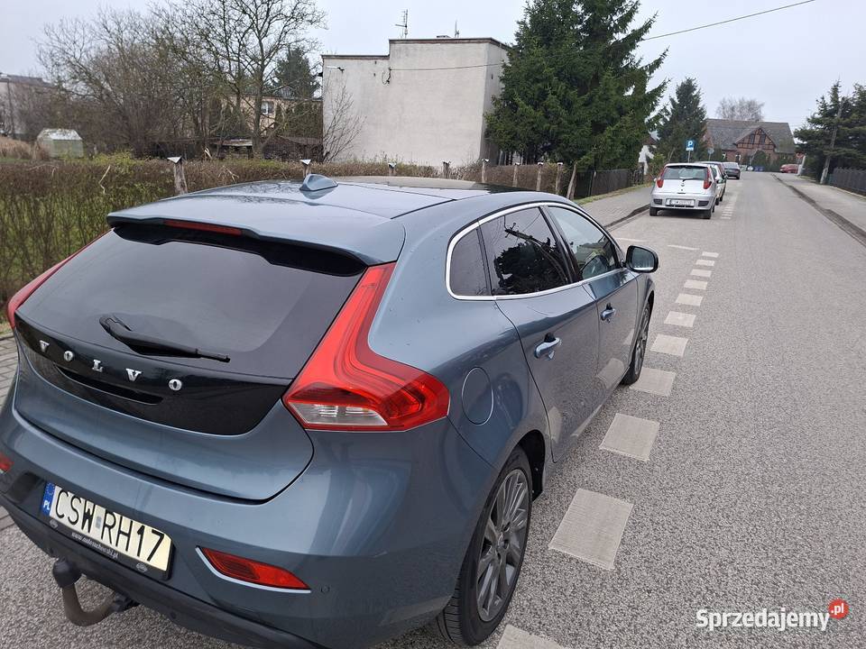 Sprzedam volvo v40 d2 2013 Hatchback
