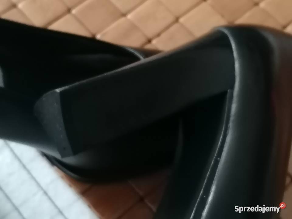 Czarne czule ka damskie na slupku Moda i Styl Kraków