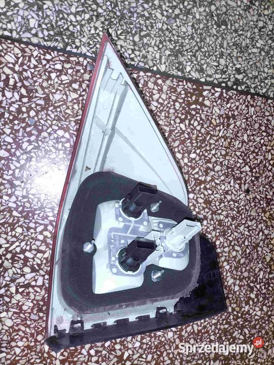 Lampa tylna prawa w błotnik z oprawką BMW E61 śląskie Poręba