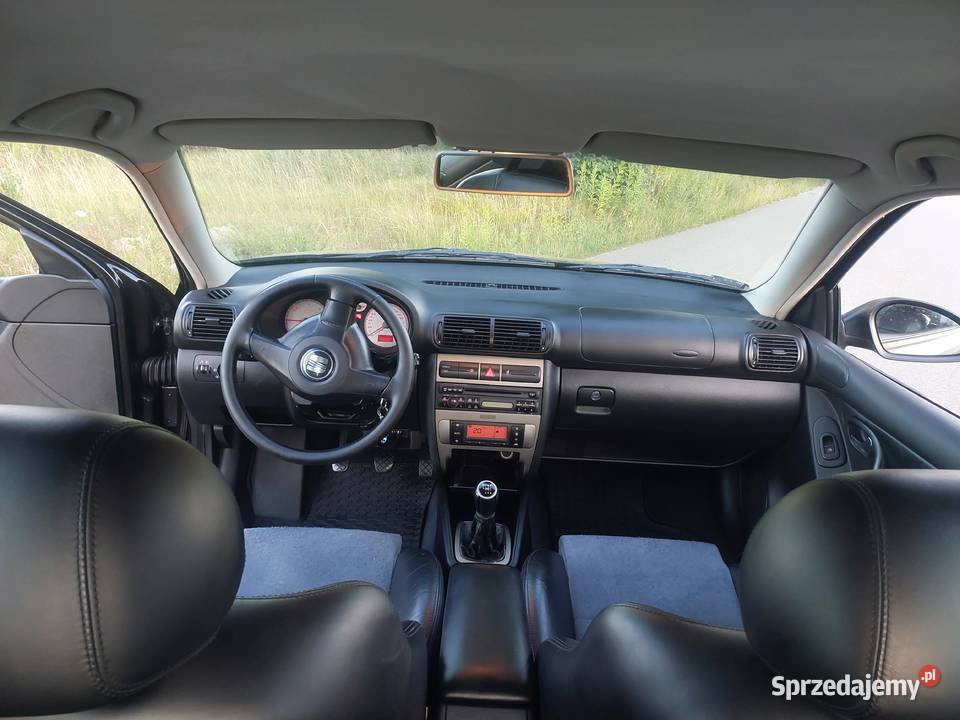 Leon ARL TOP SPORT nieuszkodzony lubelskie