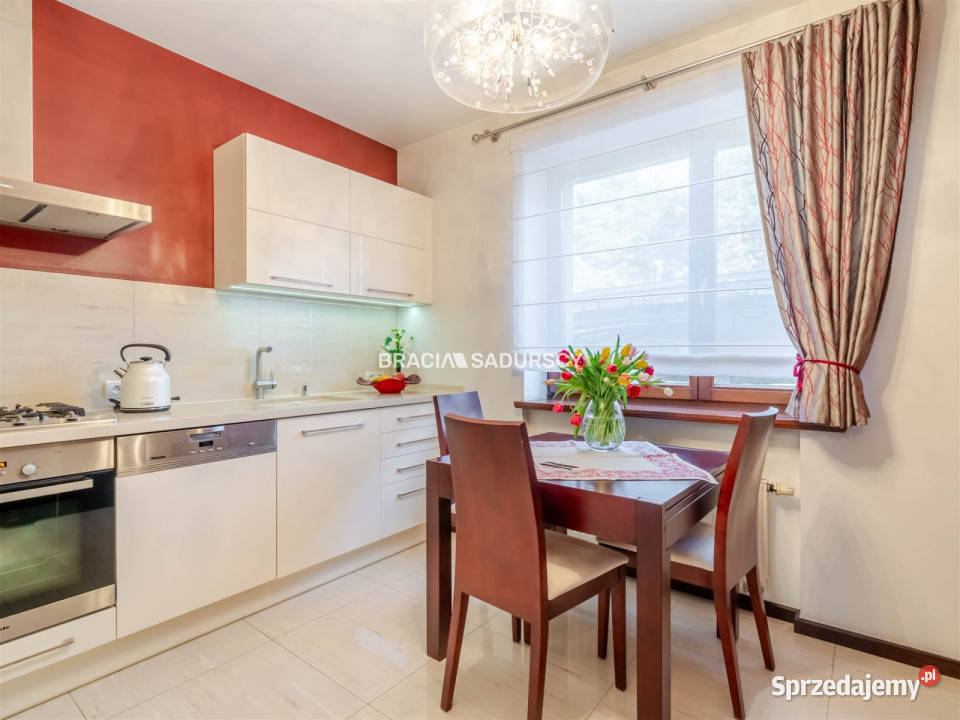 sprzedaży domu wolnostojącego Olkusz 7950zł/m2