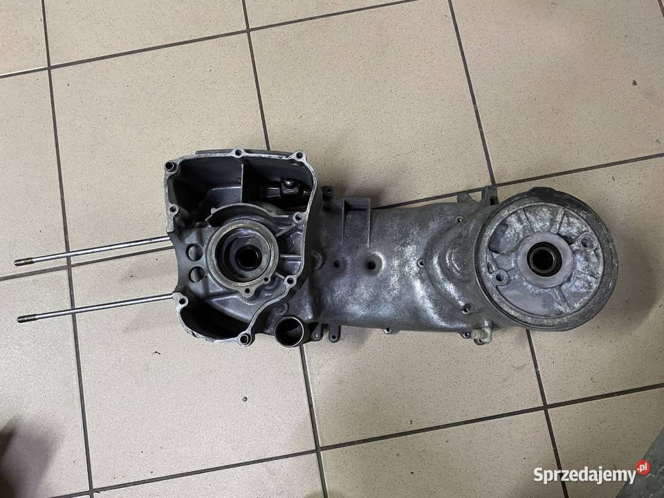 Karter silnika lewy Yamaha Majesty 125 Brzeszcze
