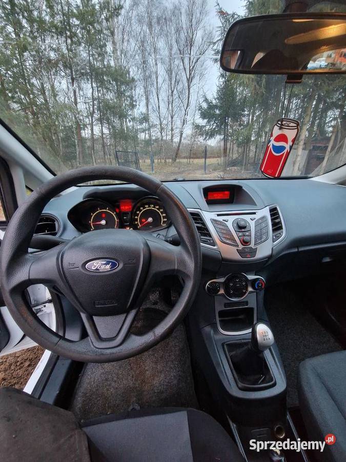 Ford fiesta 2008 przedam Forda fiesta Nowy Korczyn sprzedam