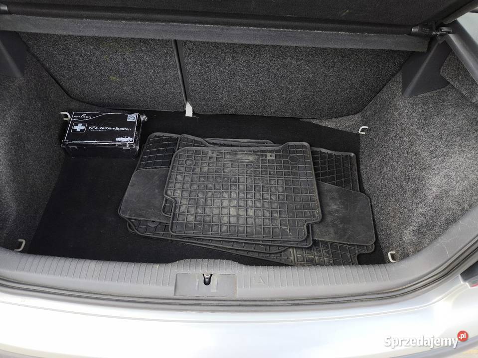 Volkswagen Polo IV 12 benzyna klima ESP Sławęcinek sprzedam