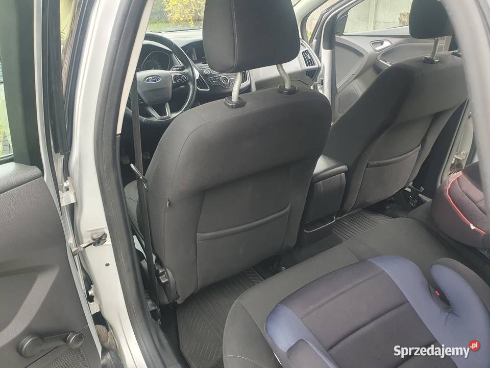 Ford focus 15 95 2015r 1rej marzec 2016r zamiana świętokrzyskie Bęczków
