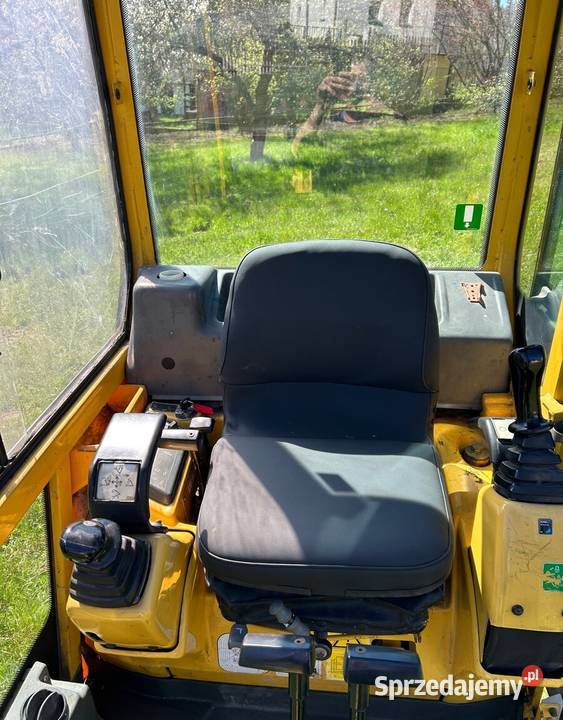 Minikoparka Kamatsu PC15r8 Rok produkcji 2005 Sieradz