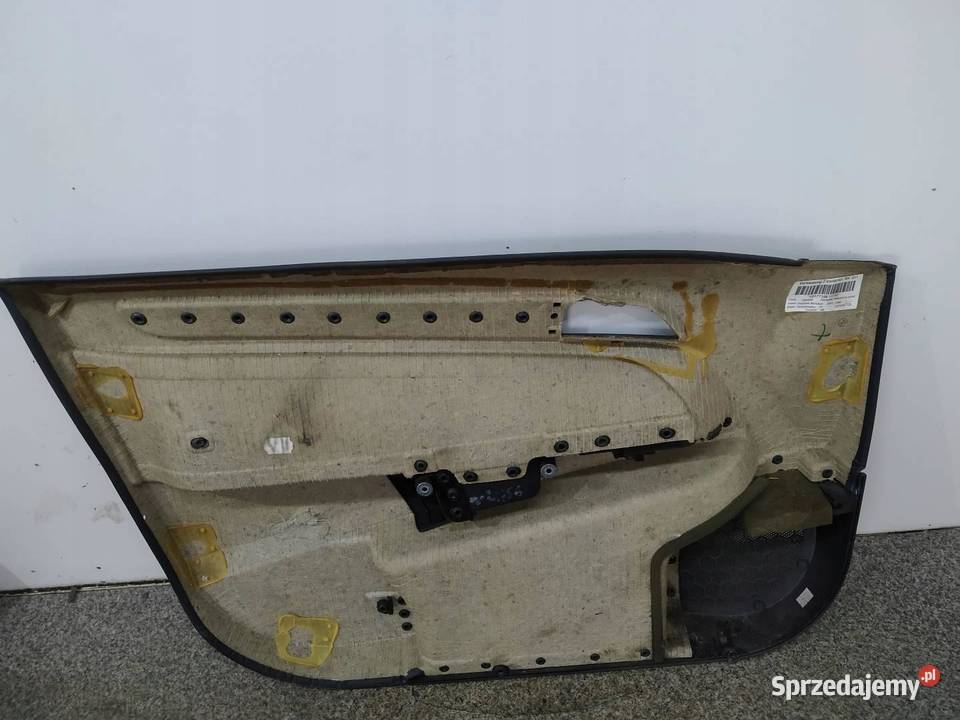 TAPICERKA BOCZEK PRZÓD TYŁ KOMPLET KOMBI SKÓRA Tapicerki samochodowe