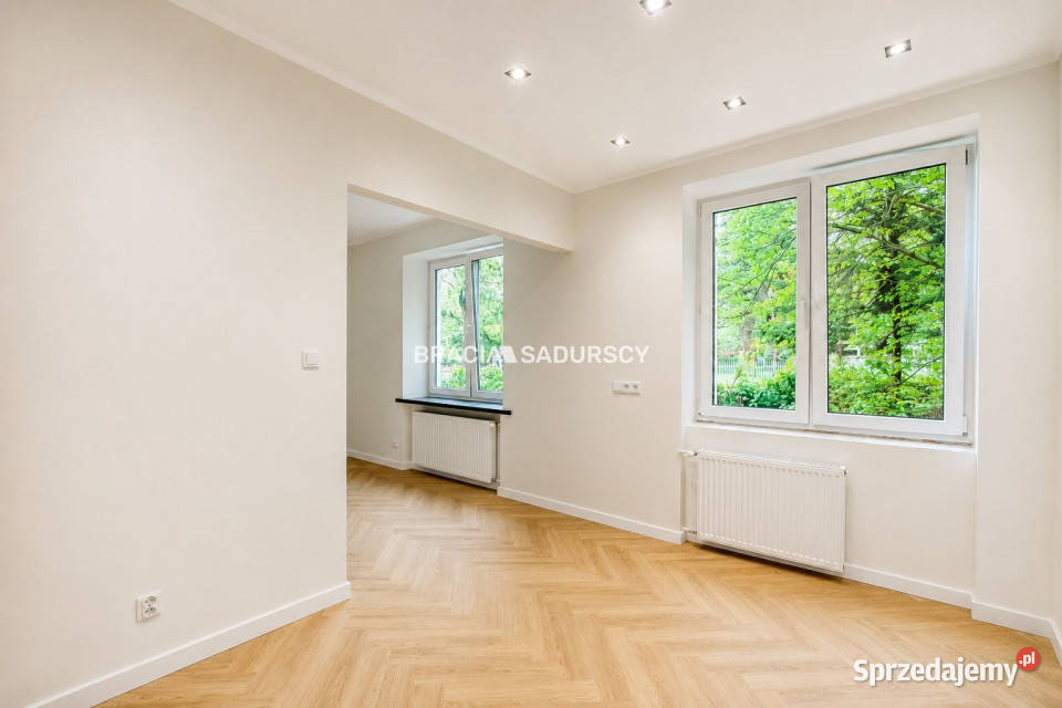 Sprzedam mieszkanie 688m2 3 pokojowe Kraków os