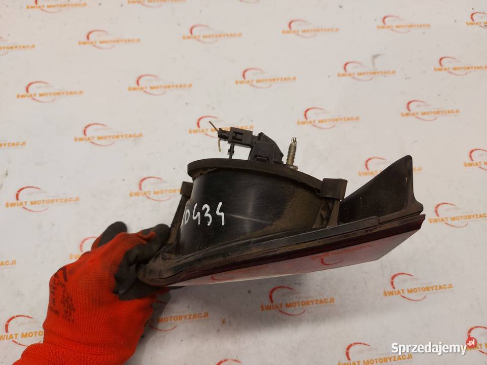 VW GOLF V PLUS 06r lampa prawa tył w klapę Kielce sprzedam