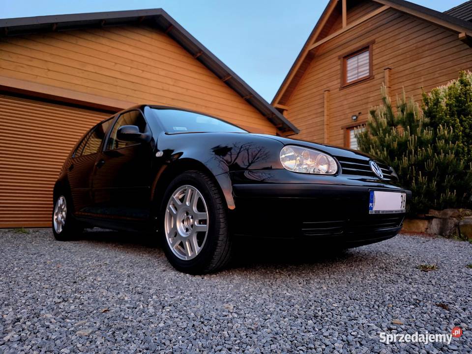 Volkswagen Golf 4 BENZYNA 1390cm3