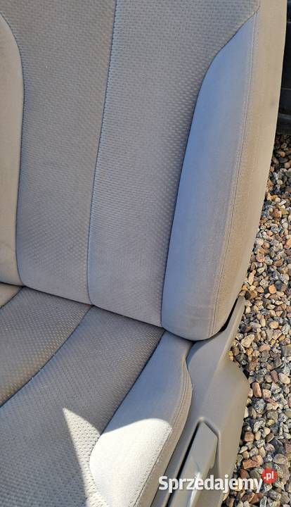 VOLKSWAGEN PASSAT B6 SEDAN FOTELE TAPICERKA Wrocław sprzedam