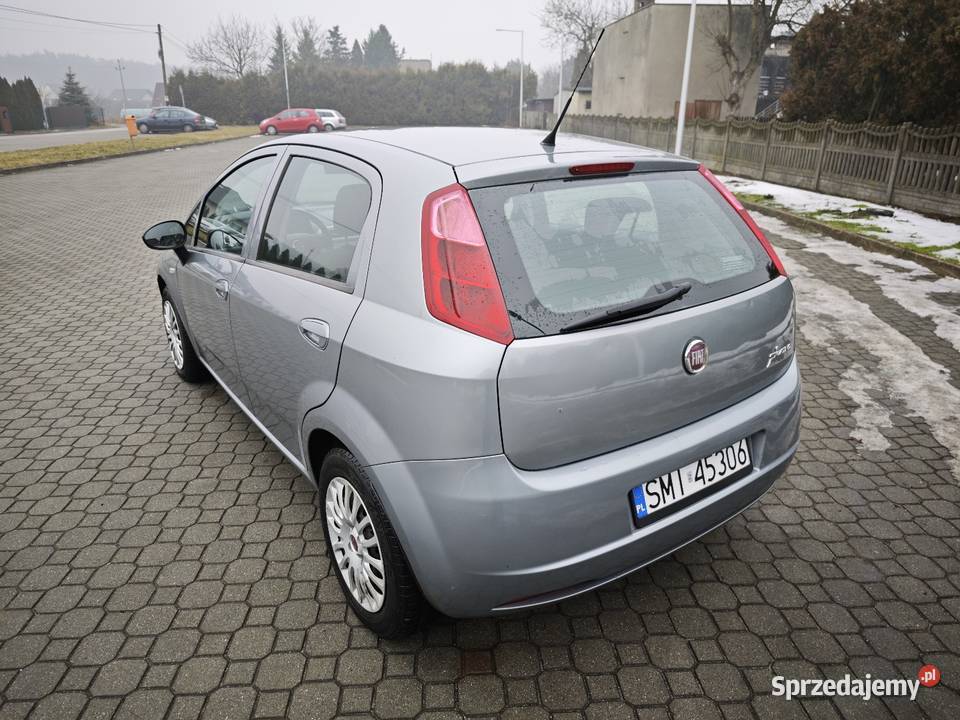 Fiat Punto 14 LPG 2010r Rok produkcji 2010 Gostyń
