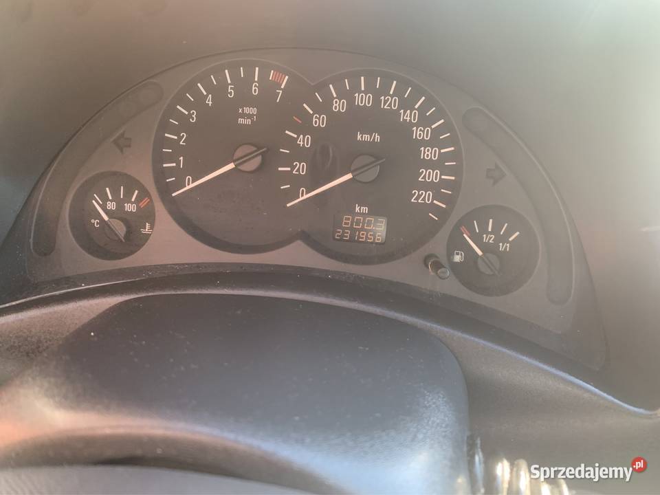 Opel corsa C 10 benzyna manual 2001 małopolskie Rytro sprzedam