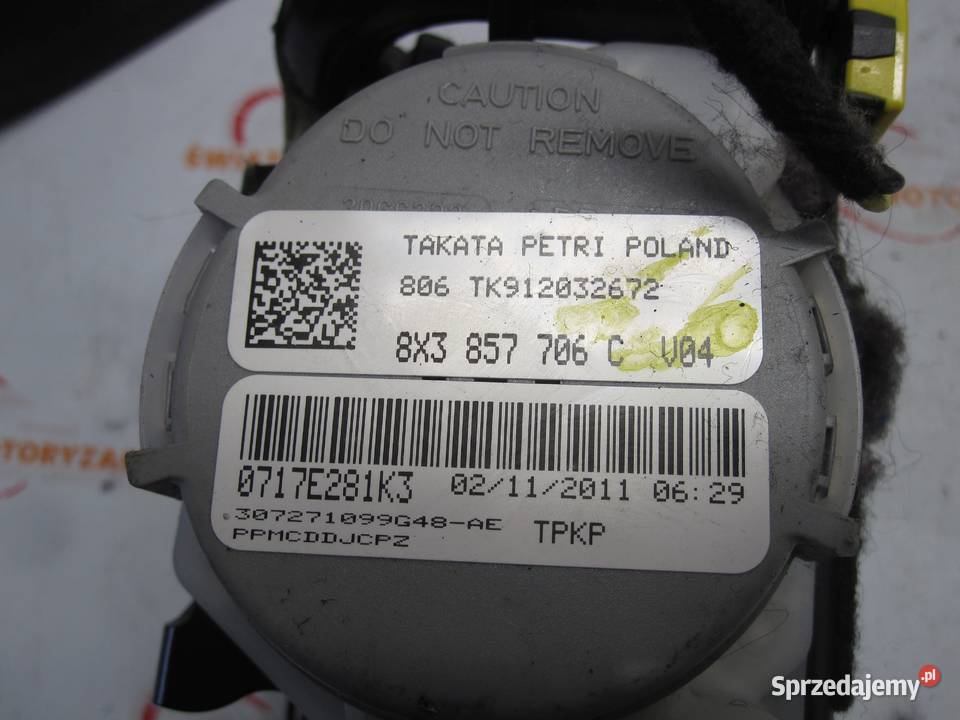 AUDI A1 I 8X pas bezpieczeństwa prawy przód