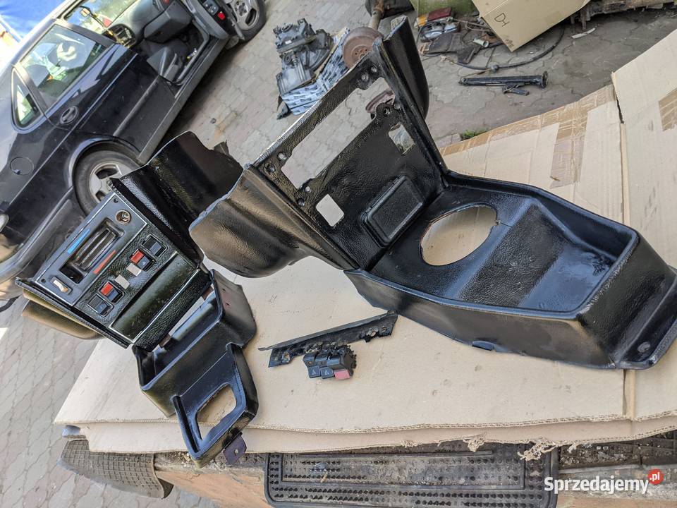 Fiat 125p konsola kokpit panel środkowy Stalowa Wola