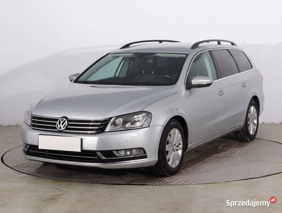 VW Passat 20 TDI czujnik parkowania