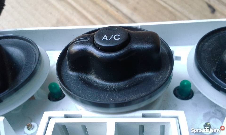 Suzuki Ignis FH 0003 panel sterowania ogrzewania Części samochodowe