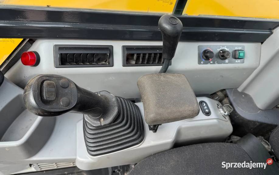 Komatsu PC80MR5 kujawsko-pomorskie