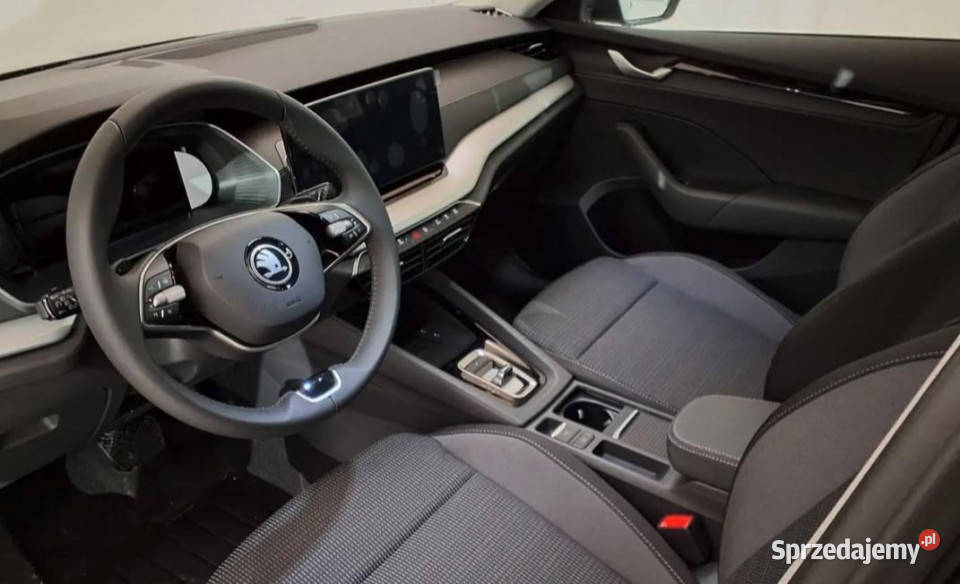 Skoda Octavia Combi wersja Selection Szybki srebrny Warszawa