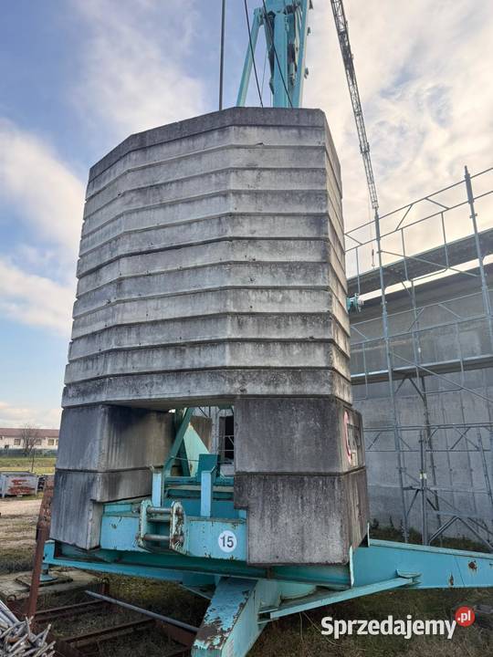 Dźwig Cattaneo 82 19m nie Katowice sprzedam