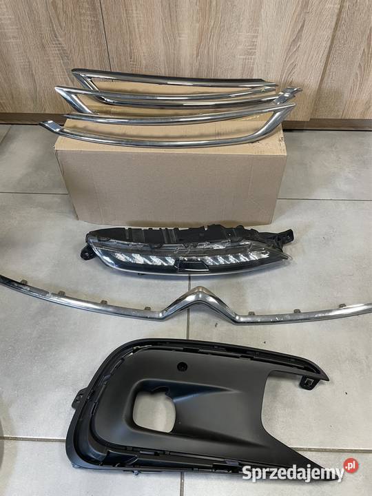 Citroen C4 II Picasso led chrom listwa Karoseria