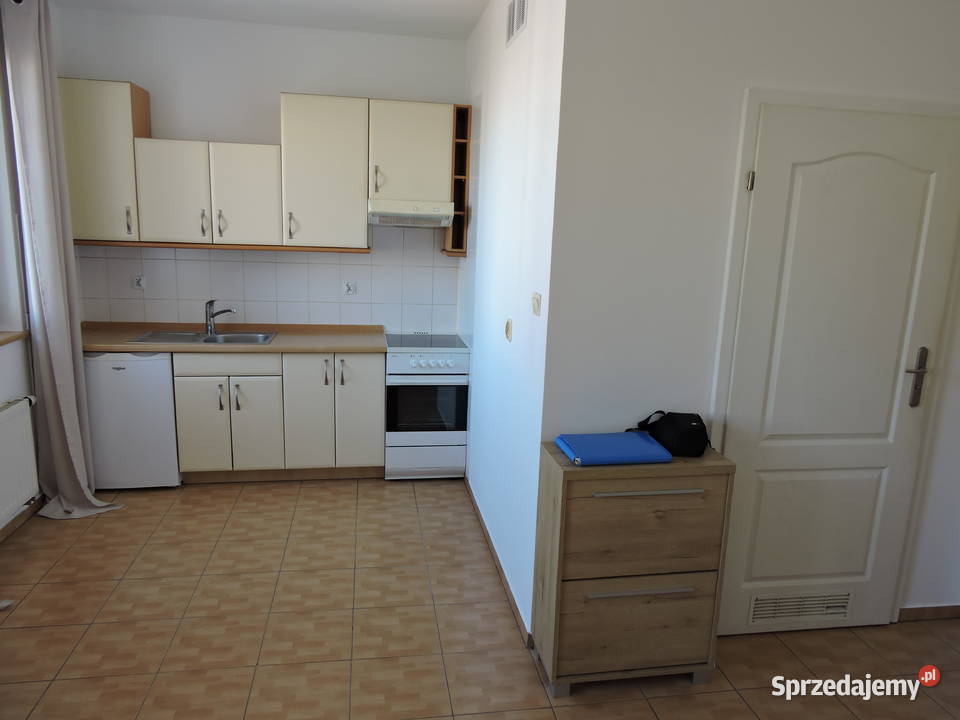 1pok 22met Sarniej PIWNICA Wrocław 22m2