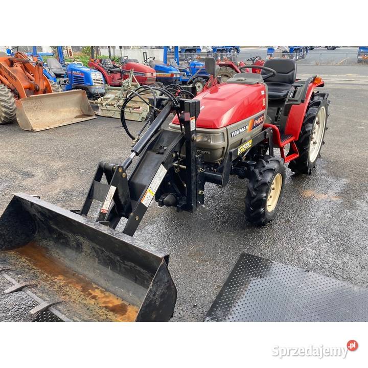 Traktor Yanmar F200D 4x4 20 Skrzynia biegów Manualna