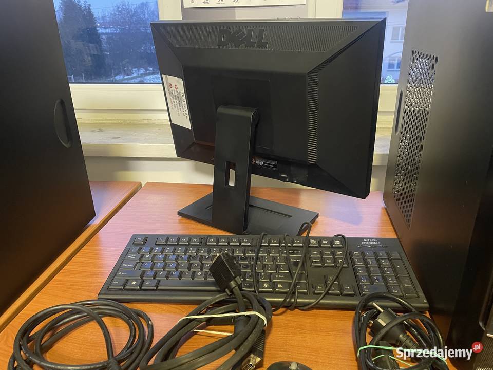 Zestaw komputer monitor klawiatura