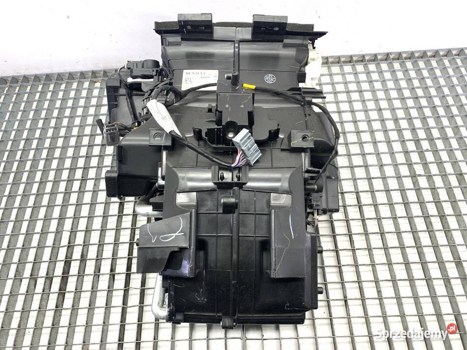 NAGRZEWNICA KOMPLETNA KOMBAJN RENAULT CLIO V