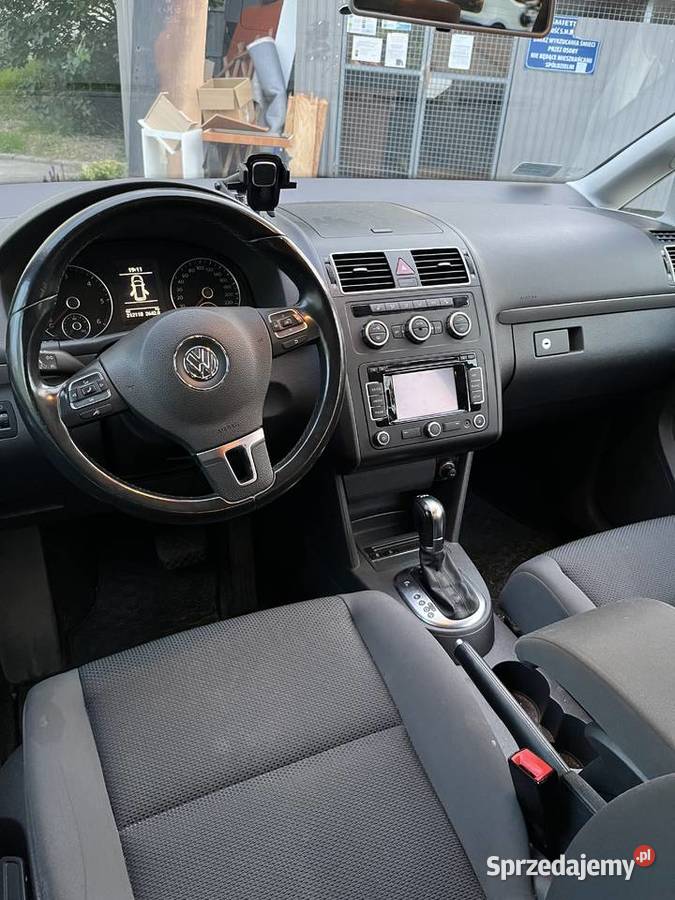 Rodzinny Volkswagen Touran 16TDI 2013r
